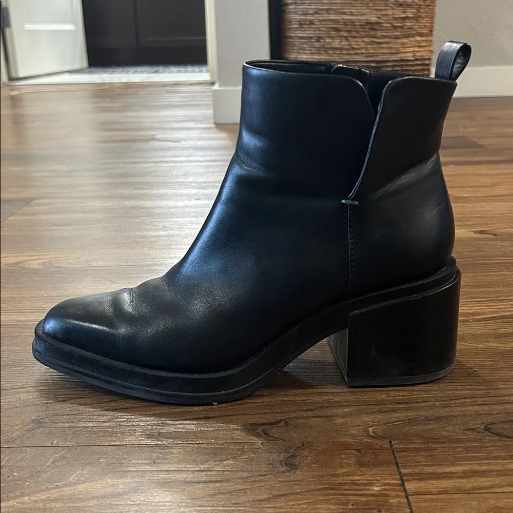 Franco Sarto Black Leather Ankle Booties - Picture 1 of 9